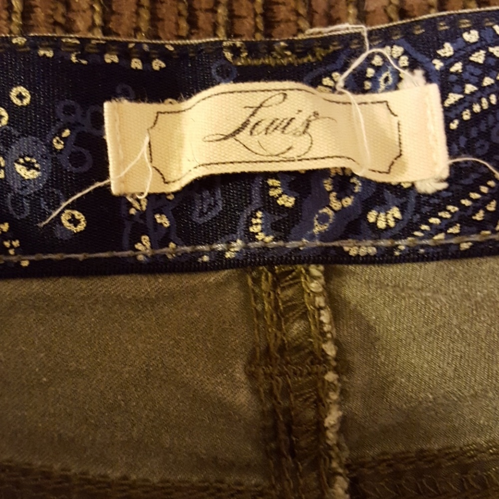 Levi capris - Picture 6 of 7